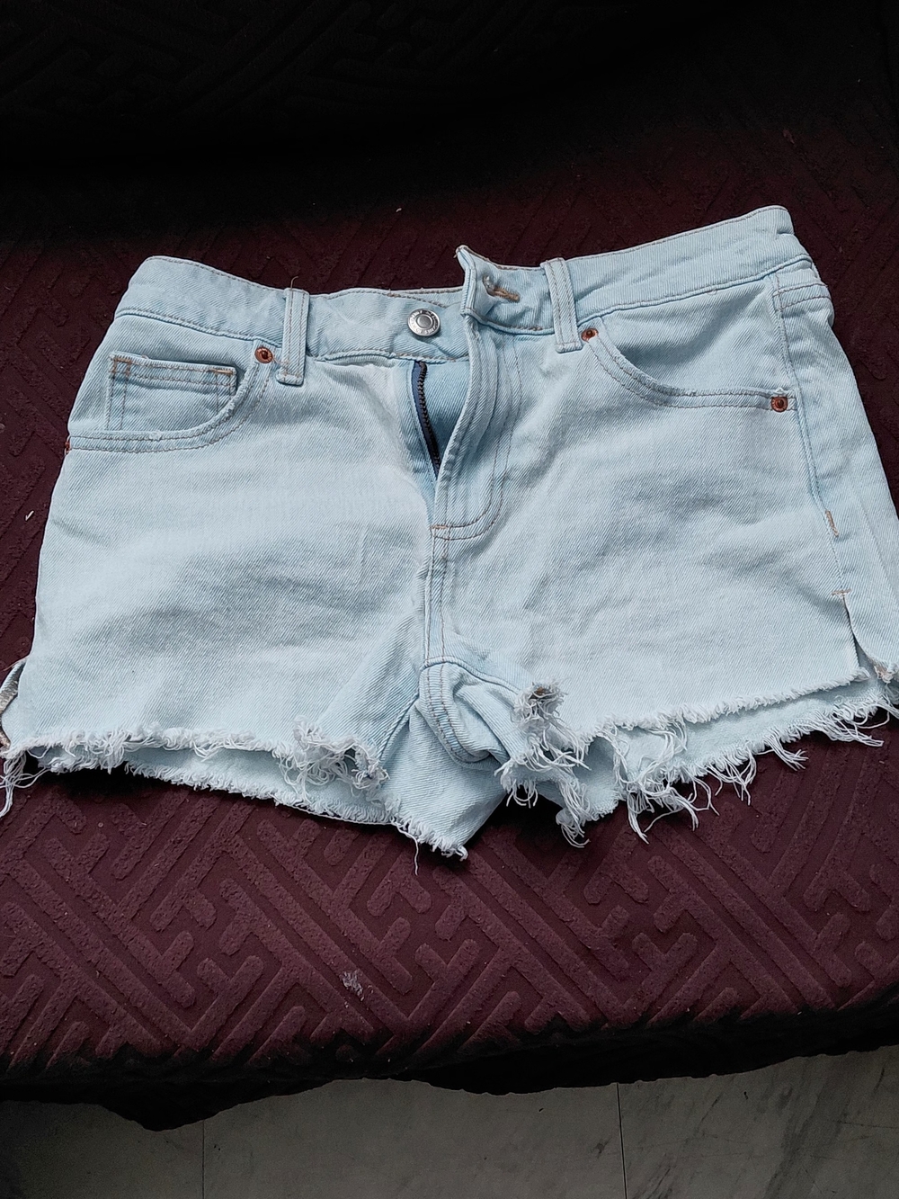 No Boundaries Light Blue Distressed Denim Shorts